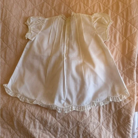 Vintage White Baby Dress with Lace Trim - Picture 2 of 3